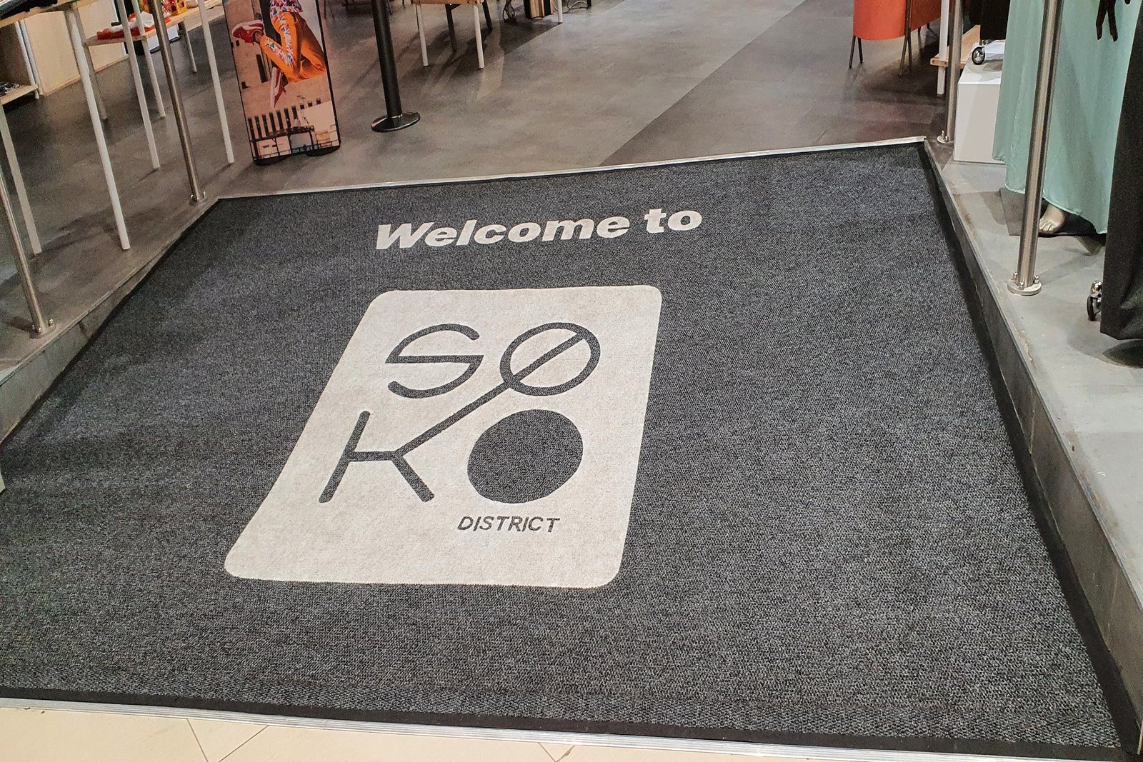 Logo mat